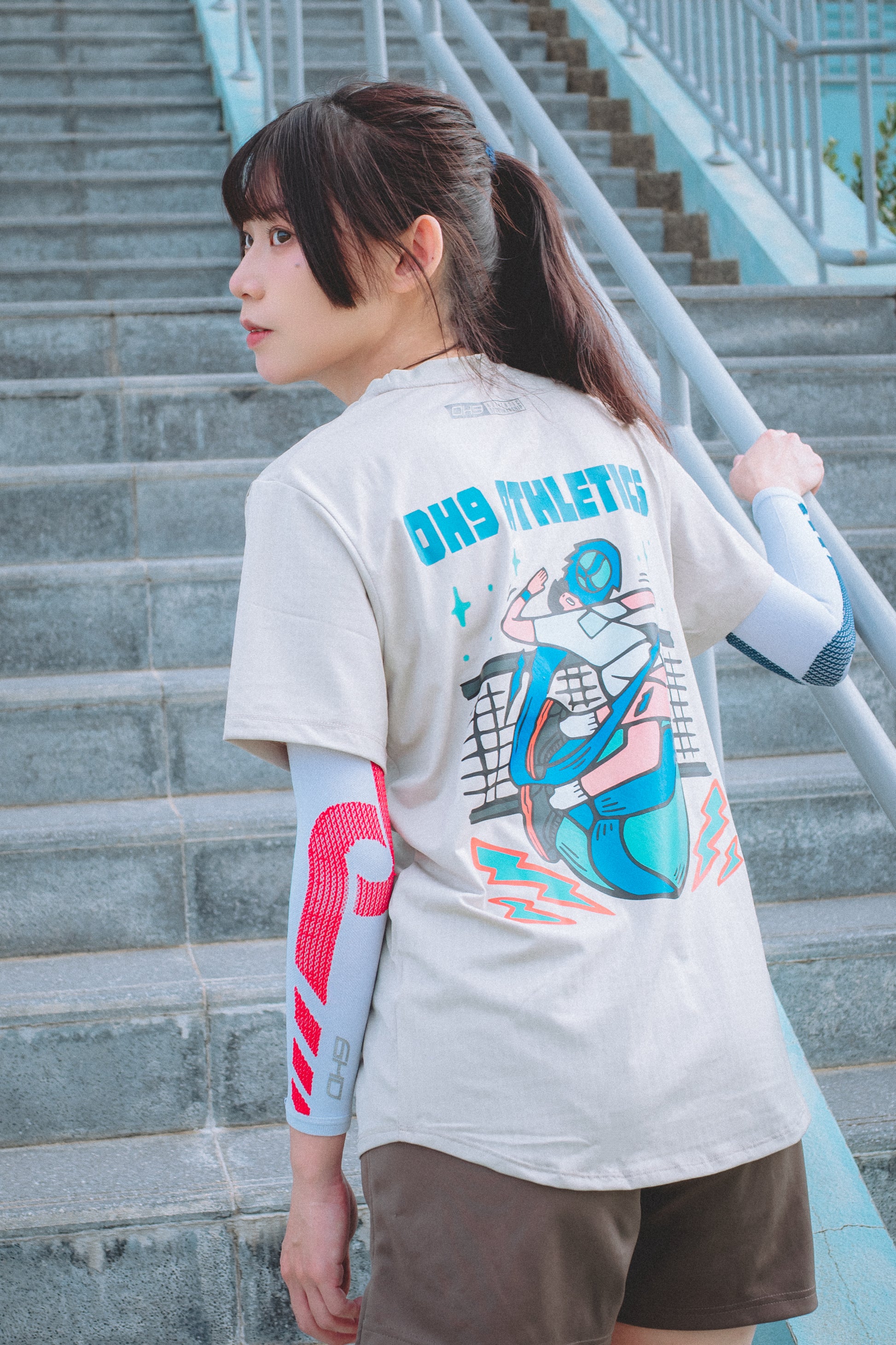 TOP-BR彈性運動短袖上衣-16